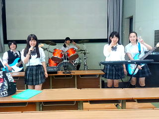 有馬高校軽音楽部選抜メンバー